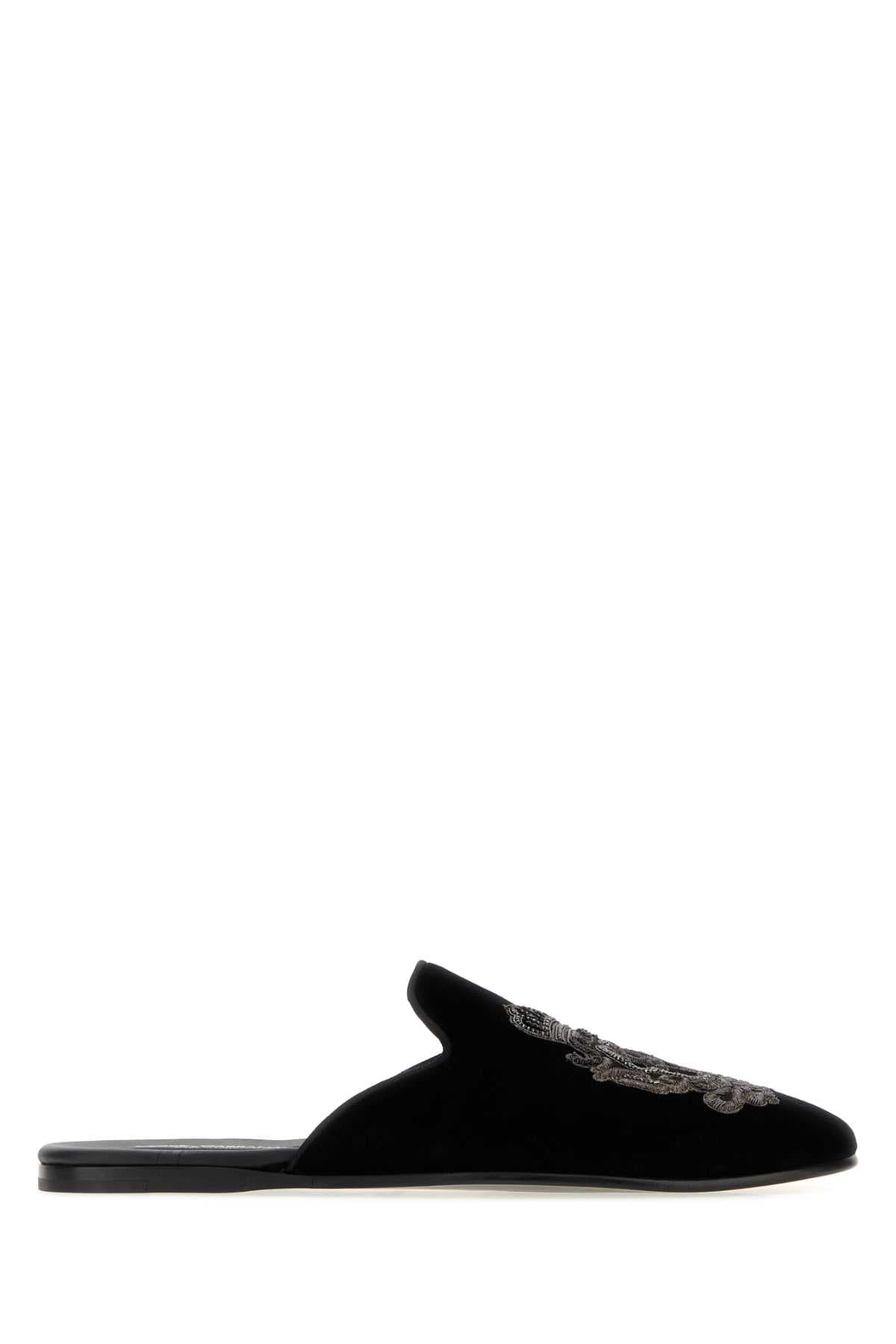 Black velvet slippers