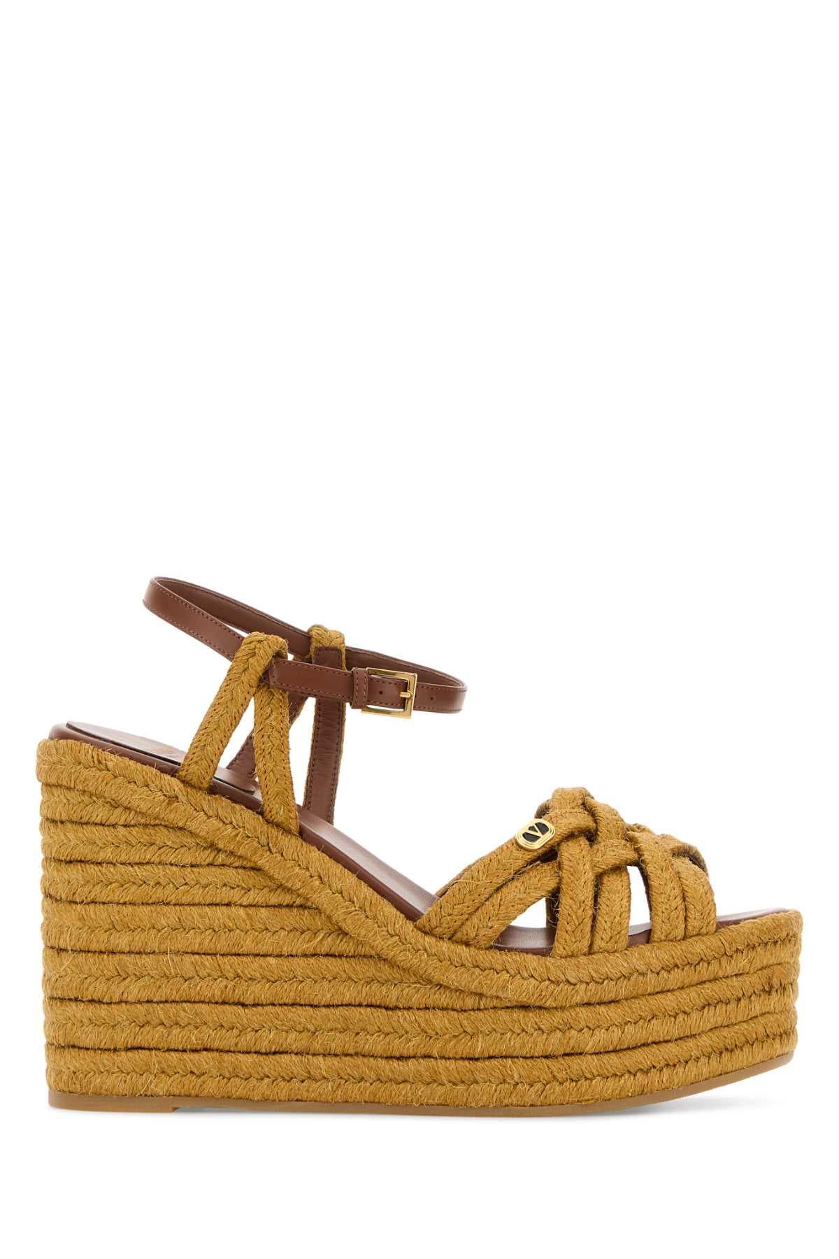 Mustard raffia VLogo Signature wedges