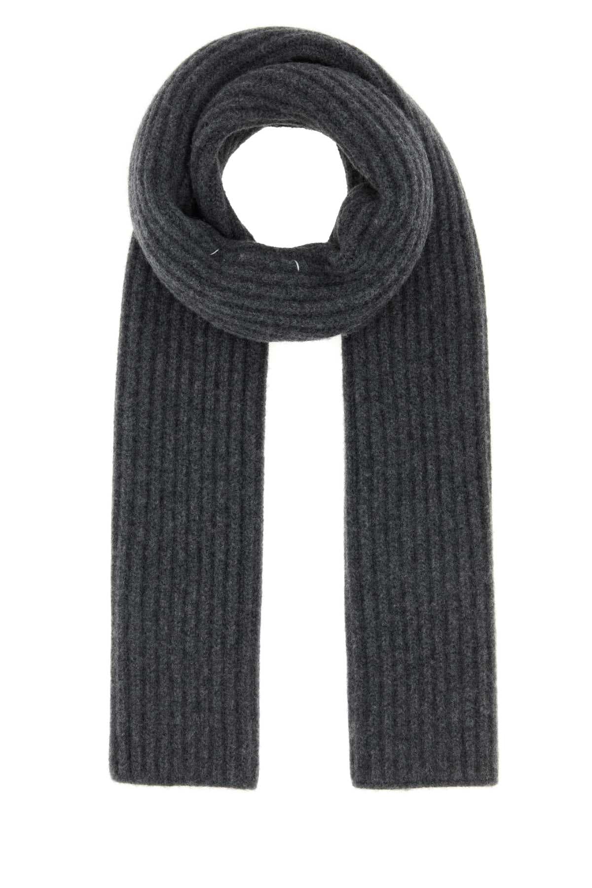 Grey wool scarf