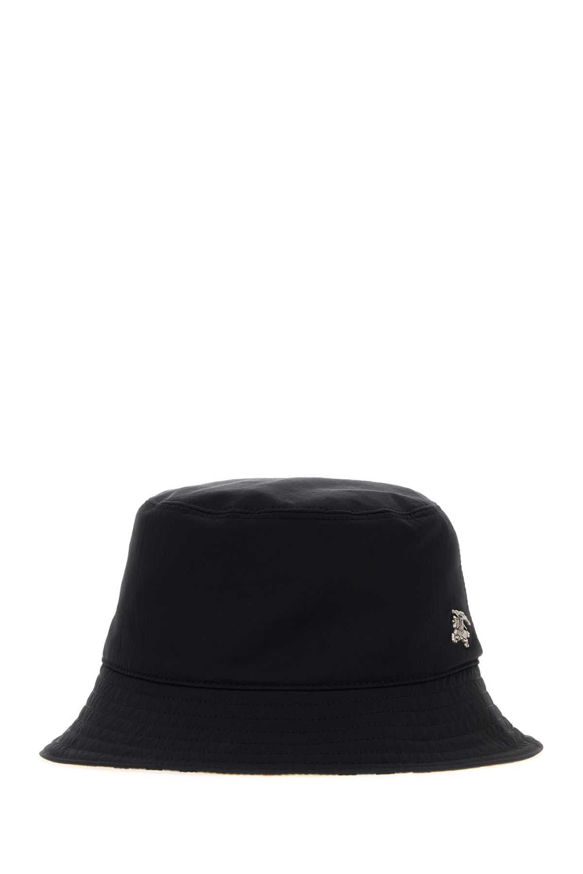 Black nylon bucket hat