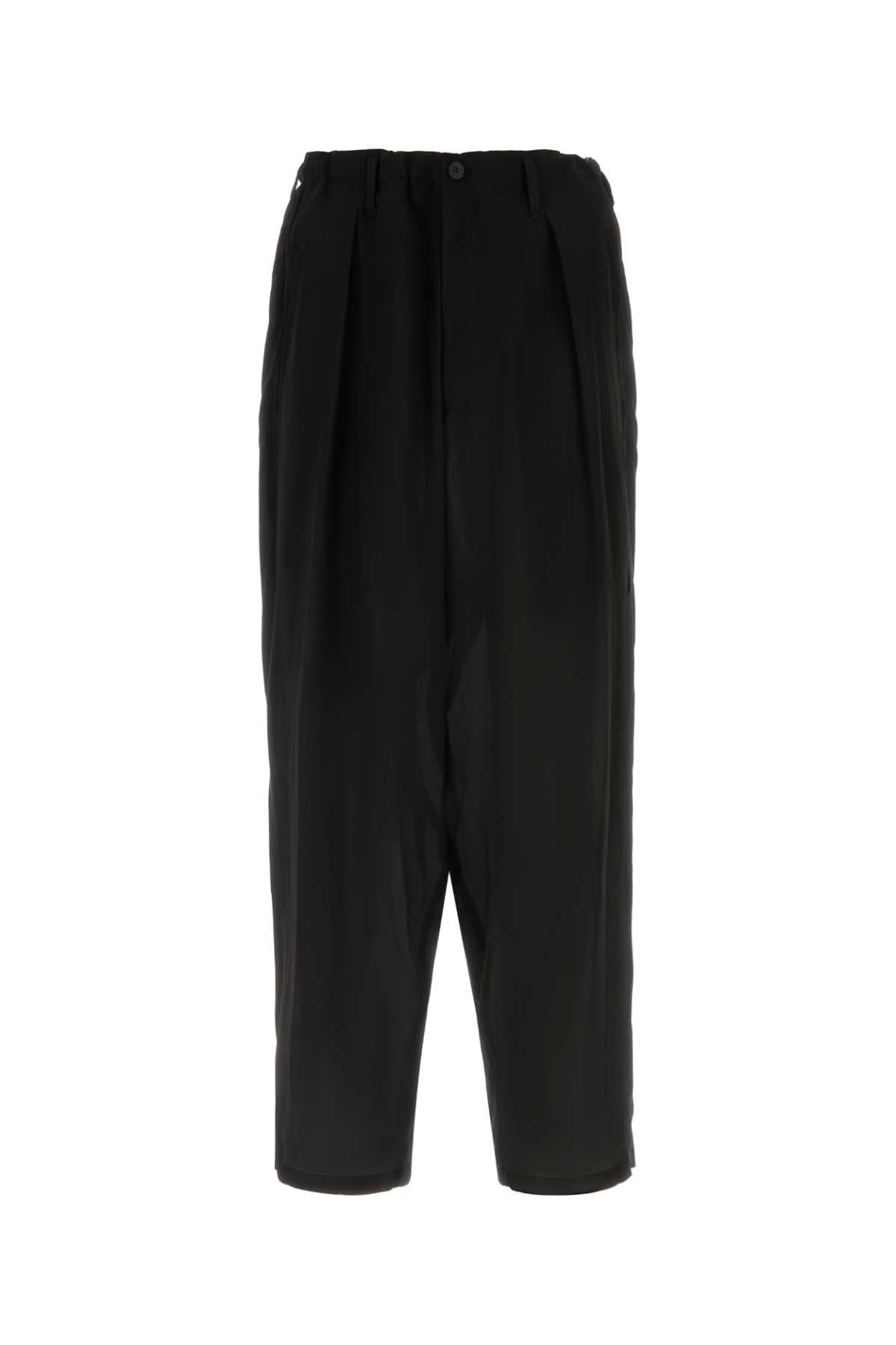 Black crepe pant