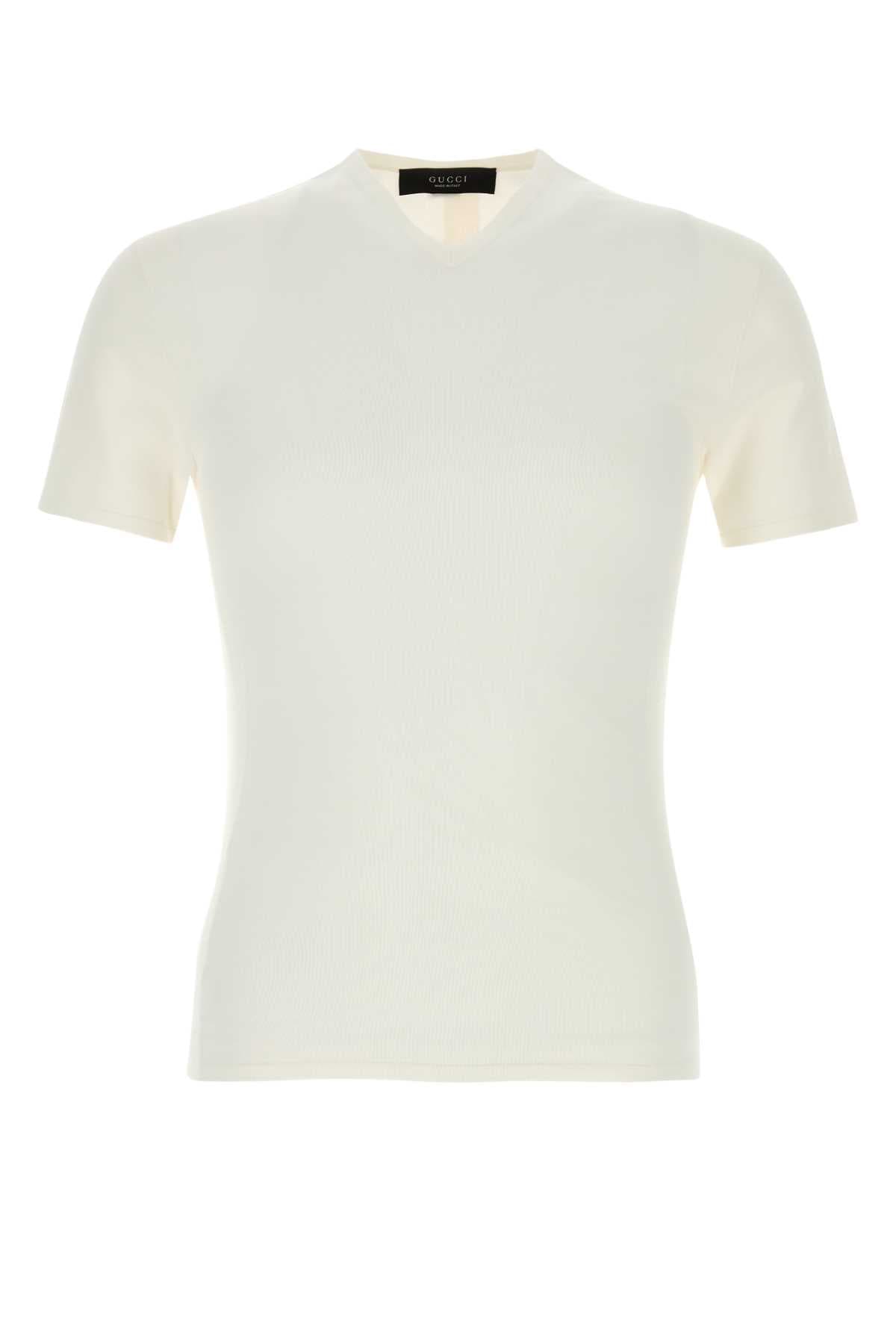 White knit t-shirt