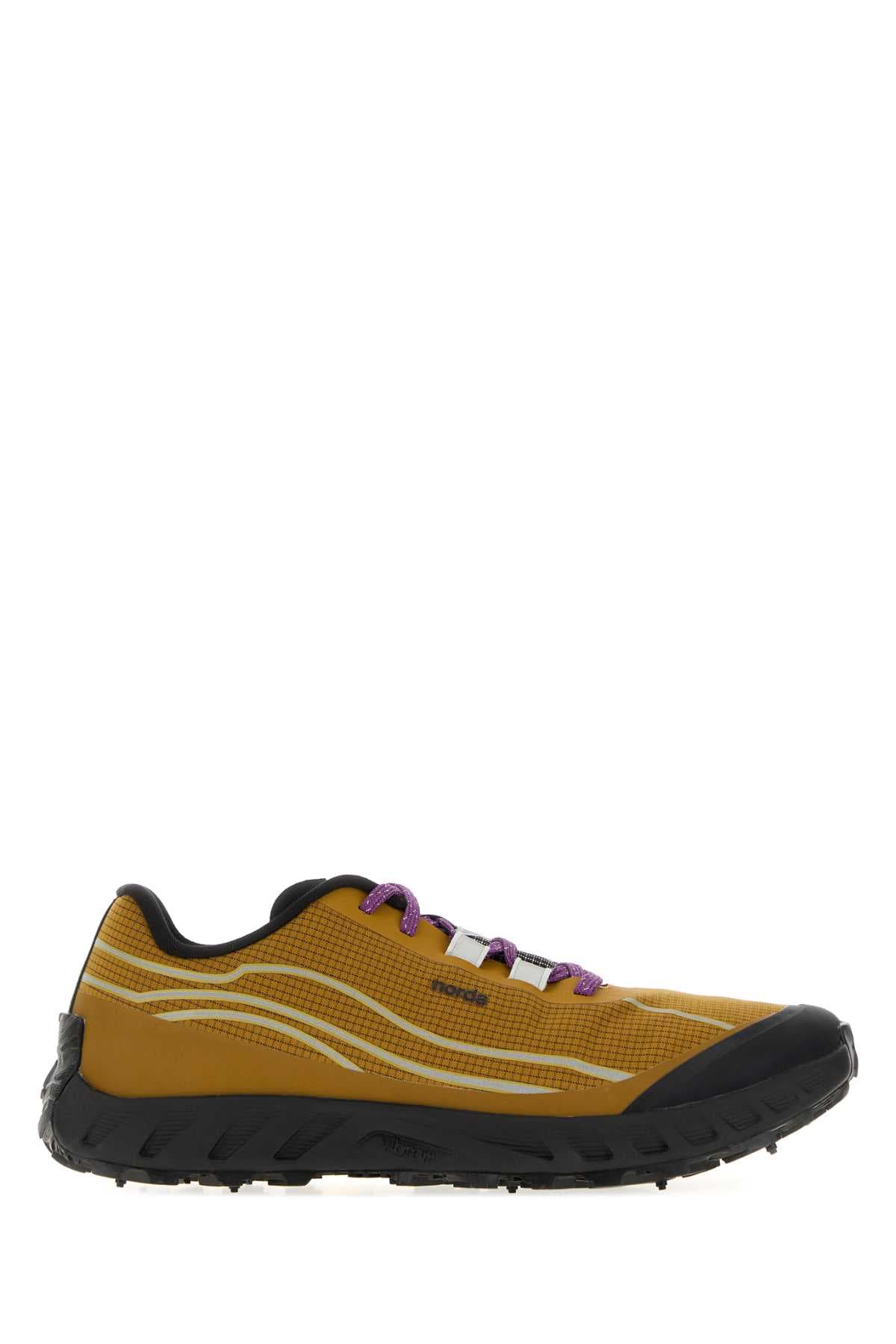 Biscuit canvas sneakers