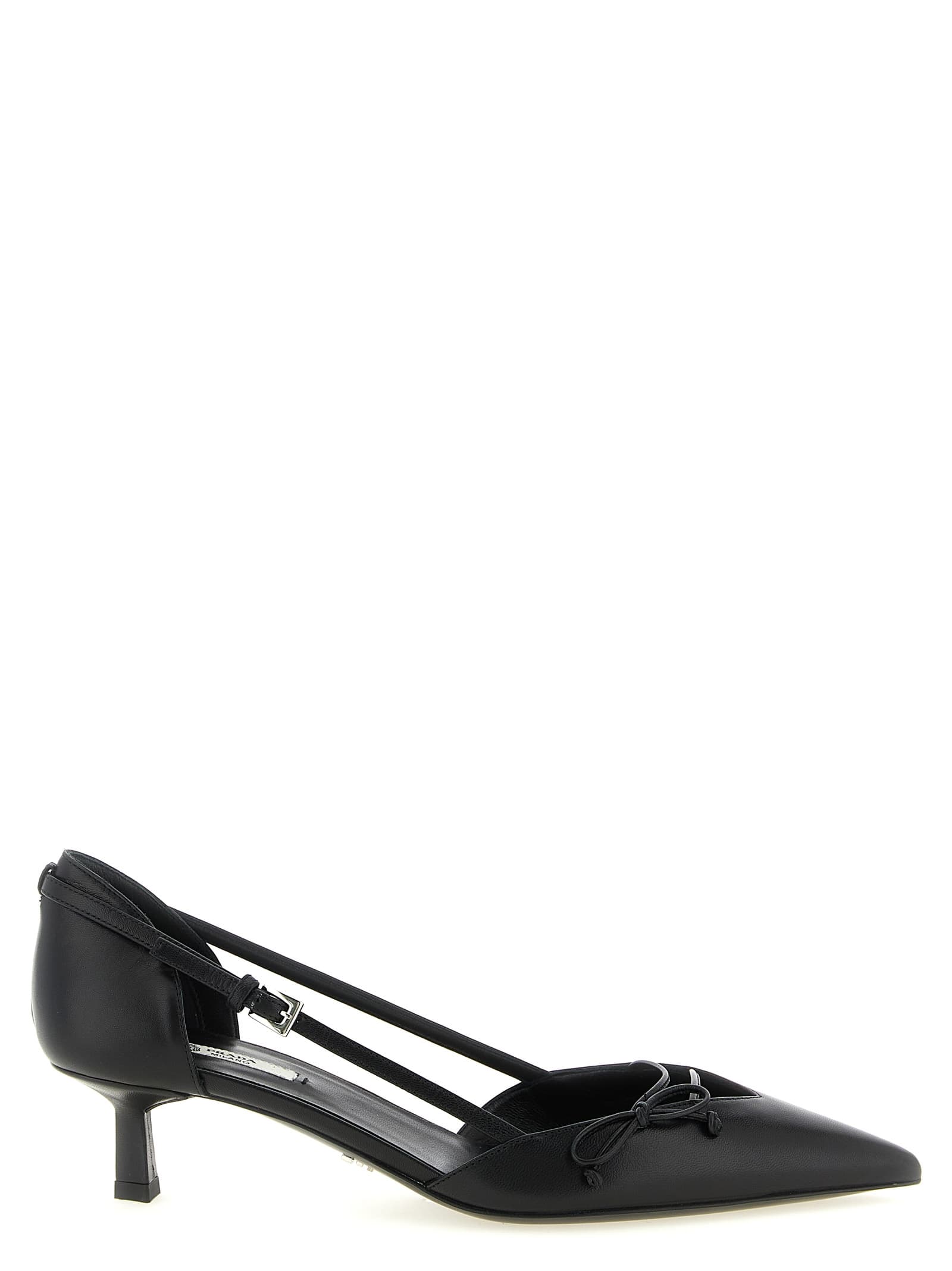 Відкриті туфлі на підборах